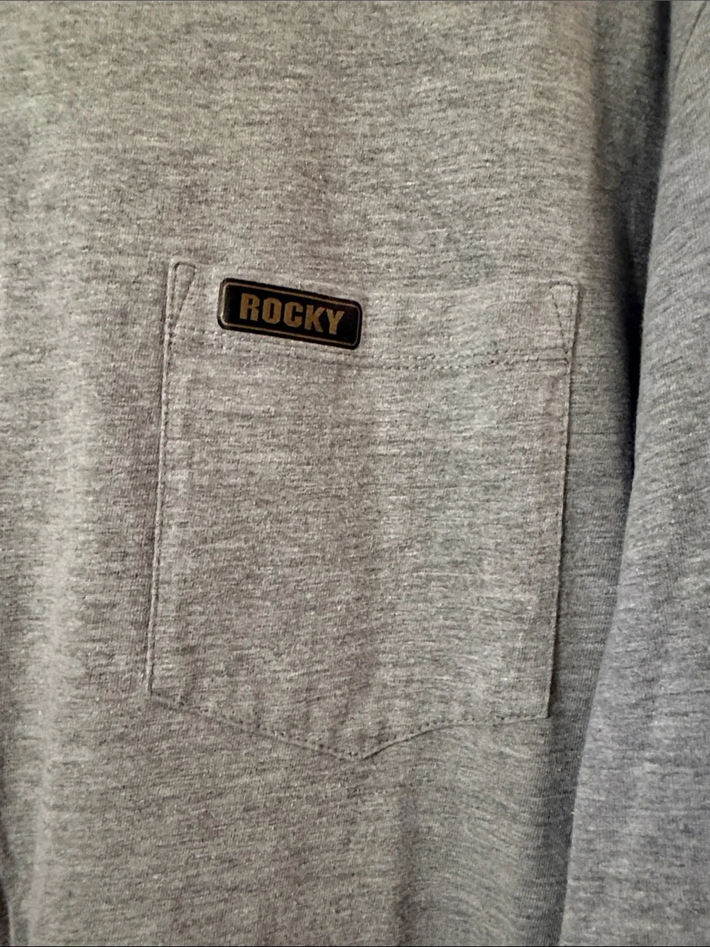 Rocky Long Sleeve Pocket Tee in Light Gray